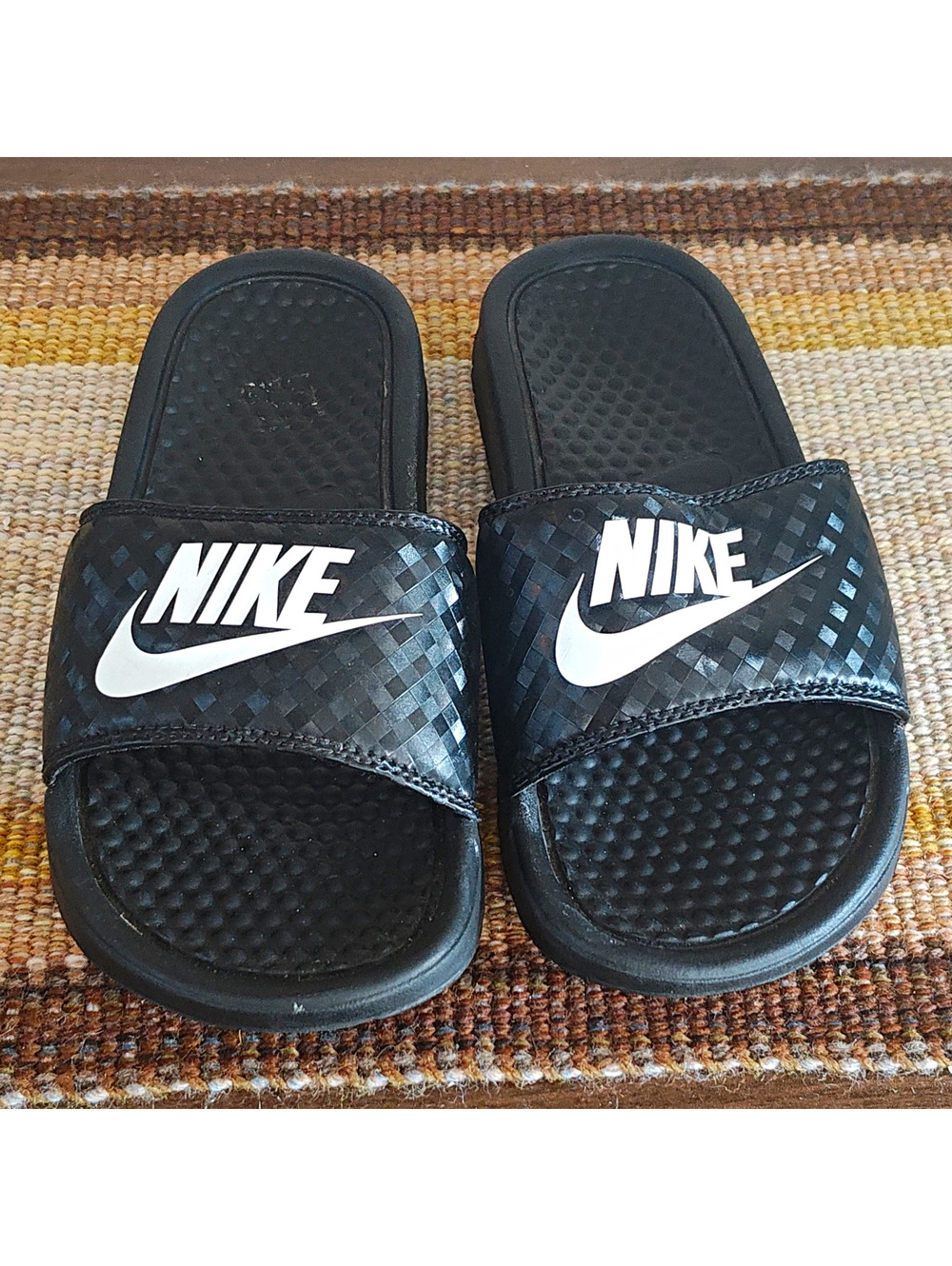 Nike unisex Black Slide Sandals Logo Strap Slip-On Comfort US Size 5
